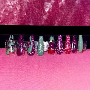 Meet your Posher, PrettyInPink